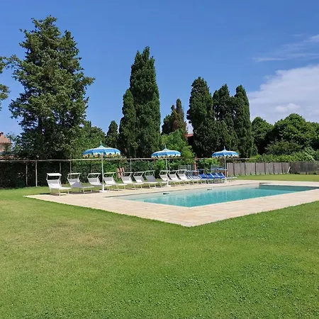 Melo Peperosa' Mit Terrasse By Interhome *